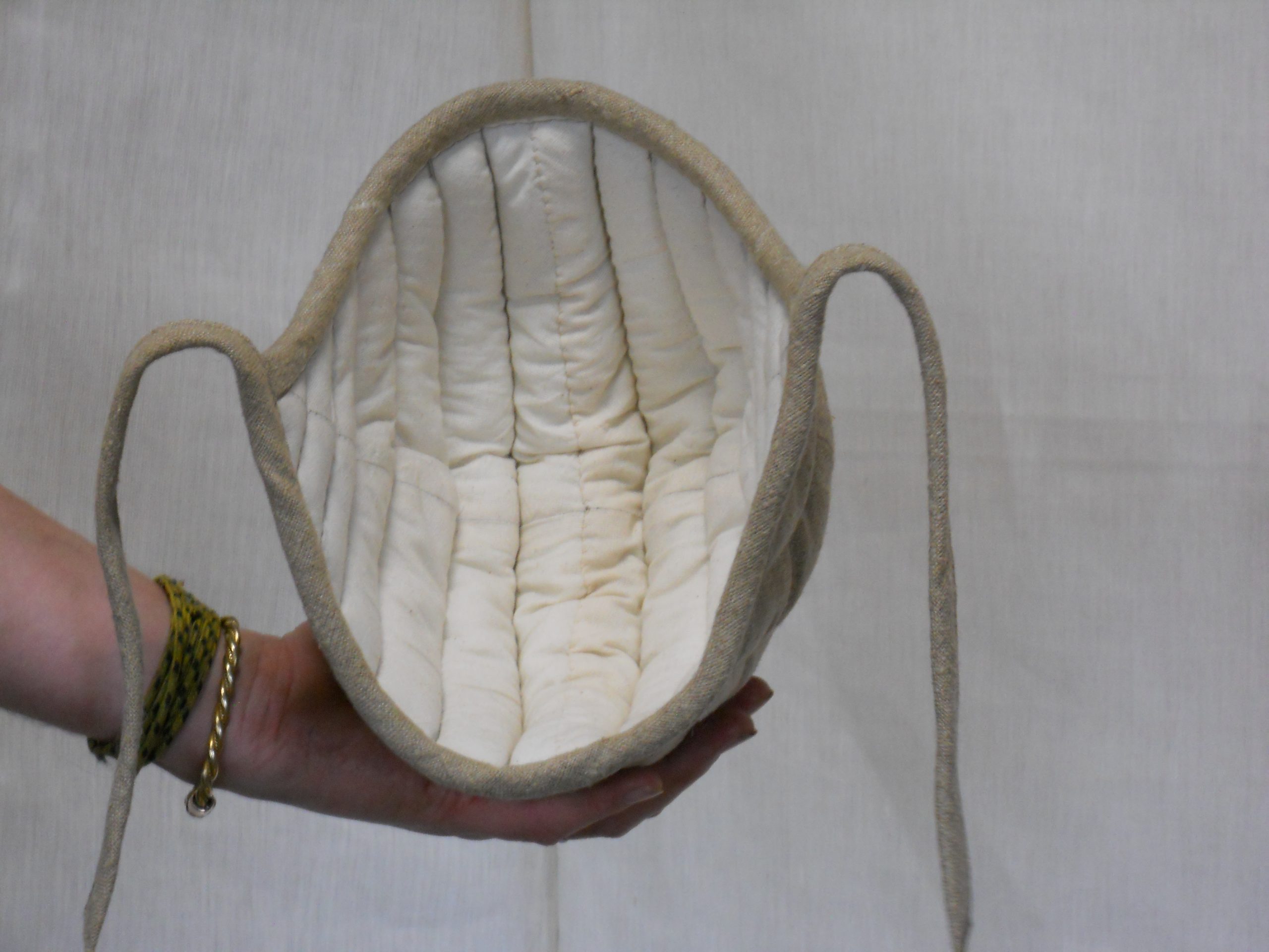 XIII.th 12.Béleltsapka JPG (2)