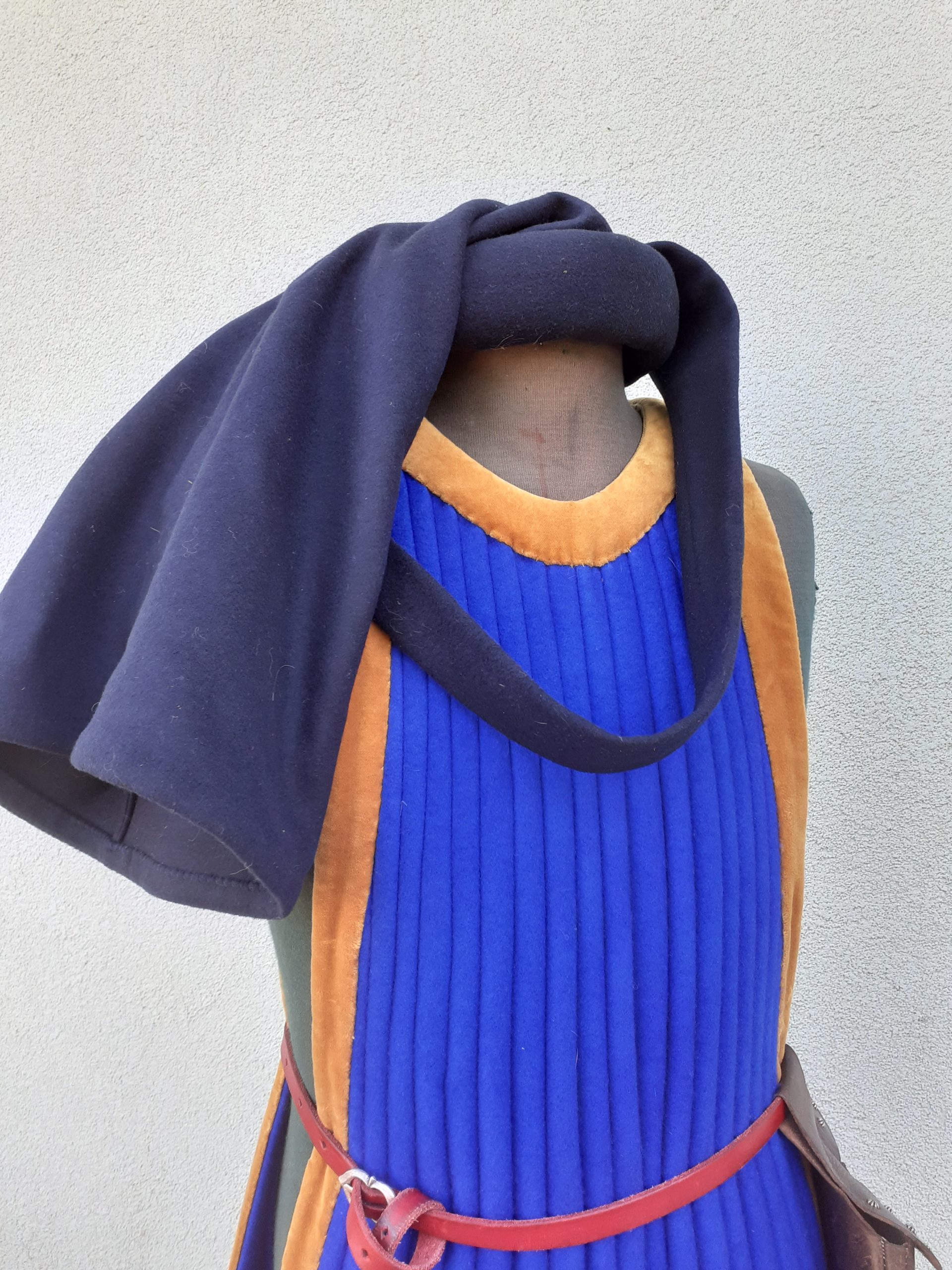 XV.th.37.Chaperoon Sima jpg (6)